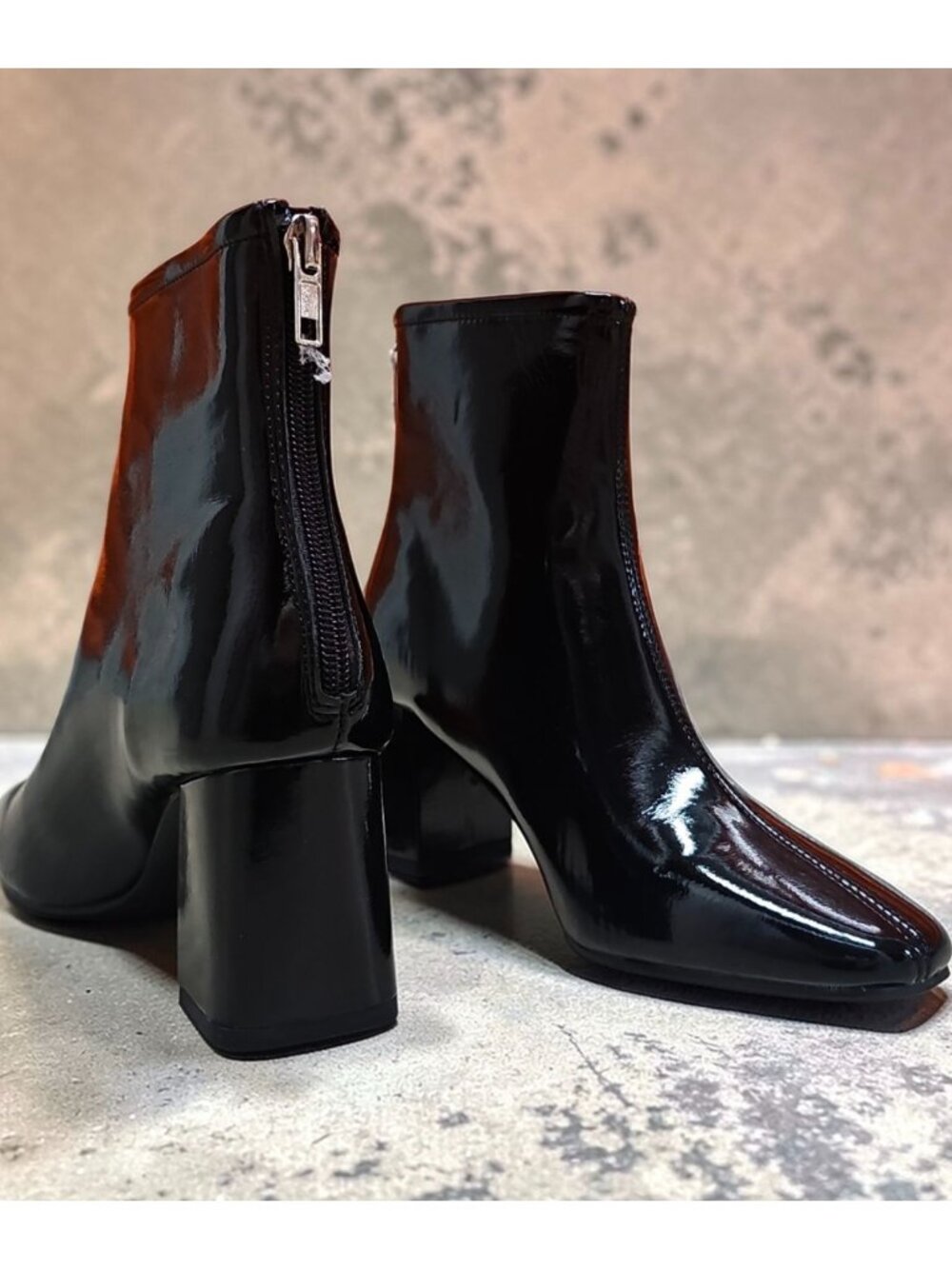 Black Patent Leather Chunky Heel Ankle Boots With Side Zipper Closure